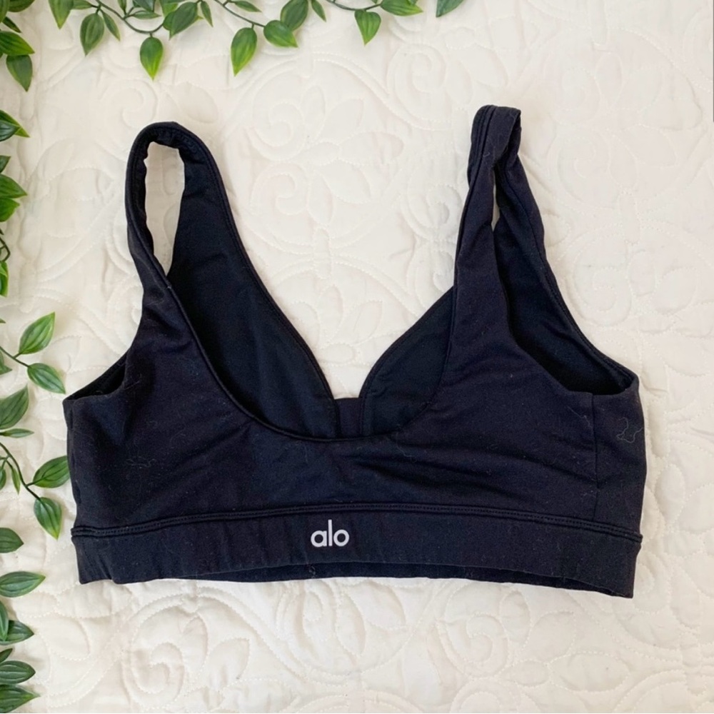 Alo Yoga Vivid Sports Bra Sz M